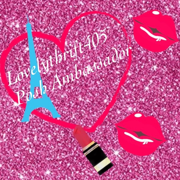 Meet your Posher, Claudia - Picture 2 of 7